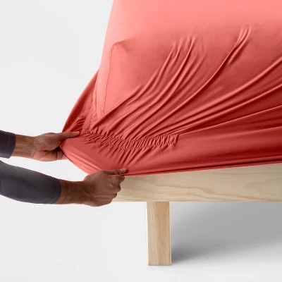 400 Thread Count Solid Performance Sheet Set - Threshold 2 400 Thread Count Solid Performance Sheet Set - Threshold - Image 2