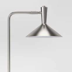 LED Wireless Charging Task Lamp With USB Nickel (Includes LED Light Bulb) - Threshold™ 5 LED Wireless Charging Task Lamp With USB Nickel (Includes LED Light Bulb) - Threshold™ -Threshold Home Outlet Store GUEST 620509ce e4b0 467b a12a 1dbe31b514c4